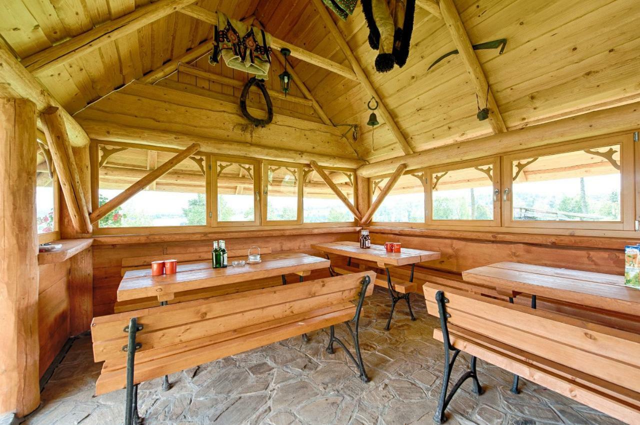 Pokoje Goscinne U Semlow Banska Exterior photo